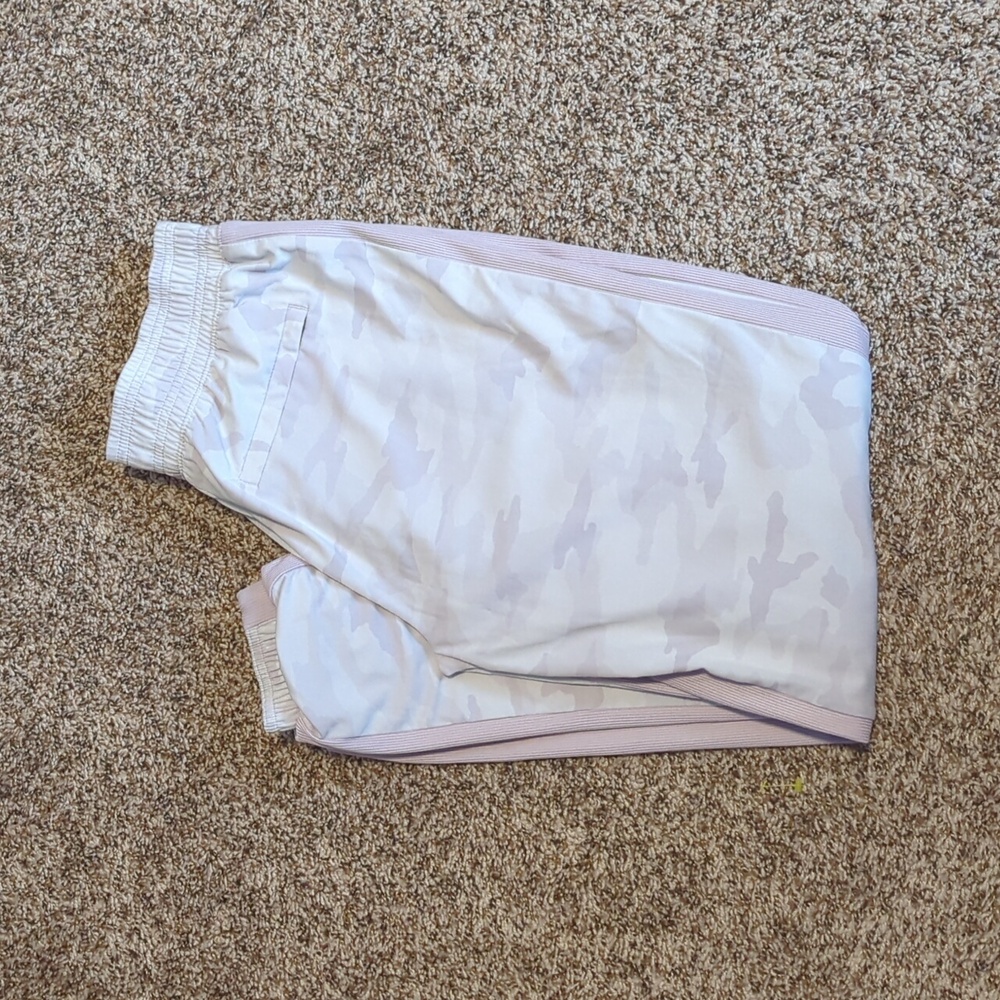 Athleta Pink Camo Pant - Picture 3 of 7